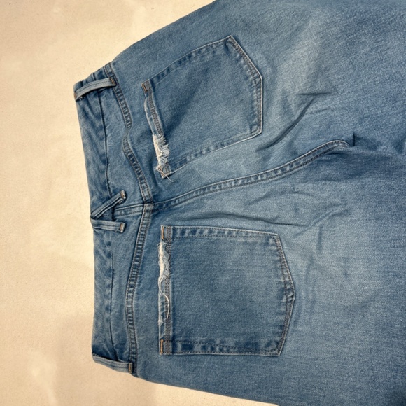 Good American denim - Picture 3 of 3